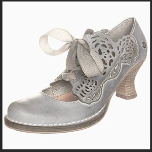 Neosens Taupe Rococo Lace-Up Ribbon Heels size 37 / US 6.5